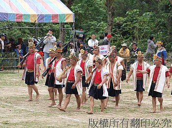 2009-05-01-布農射耳祭