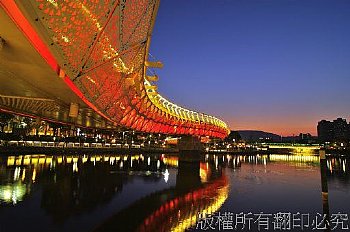 高雄愛河之心夜景