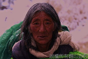 從甘肅步行到拉薩,在冬天大雪中行走一個月,背著簡易營帳,只為圓一生的夢--朝拉薩