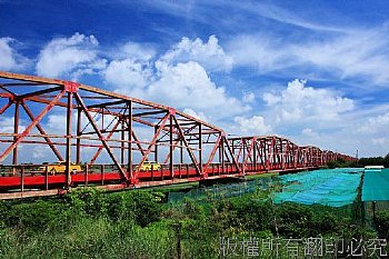 2011年的西螺大橋