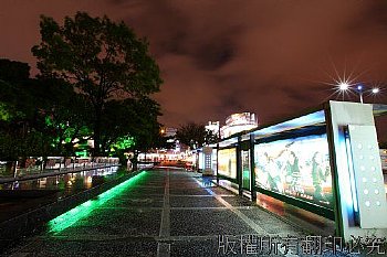 高雄五福路夜景 中央公園 城市光廊