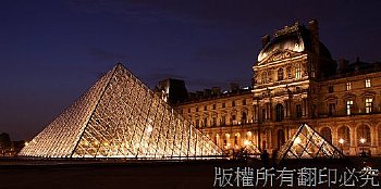 法國巴黎羅浮宮夜景