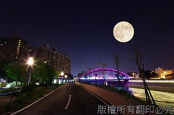 夜圓