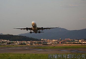 飛機 飛