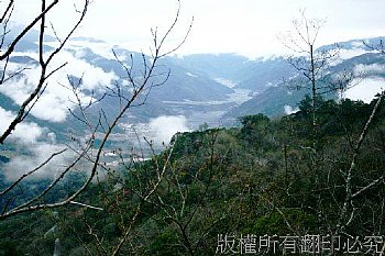 寧靜優美山坡地詩情畫意