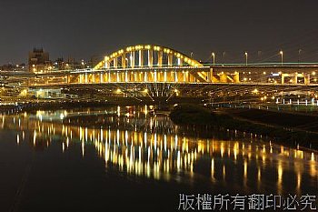 麥帥一橋